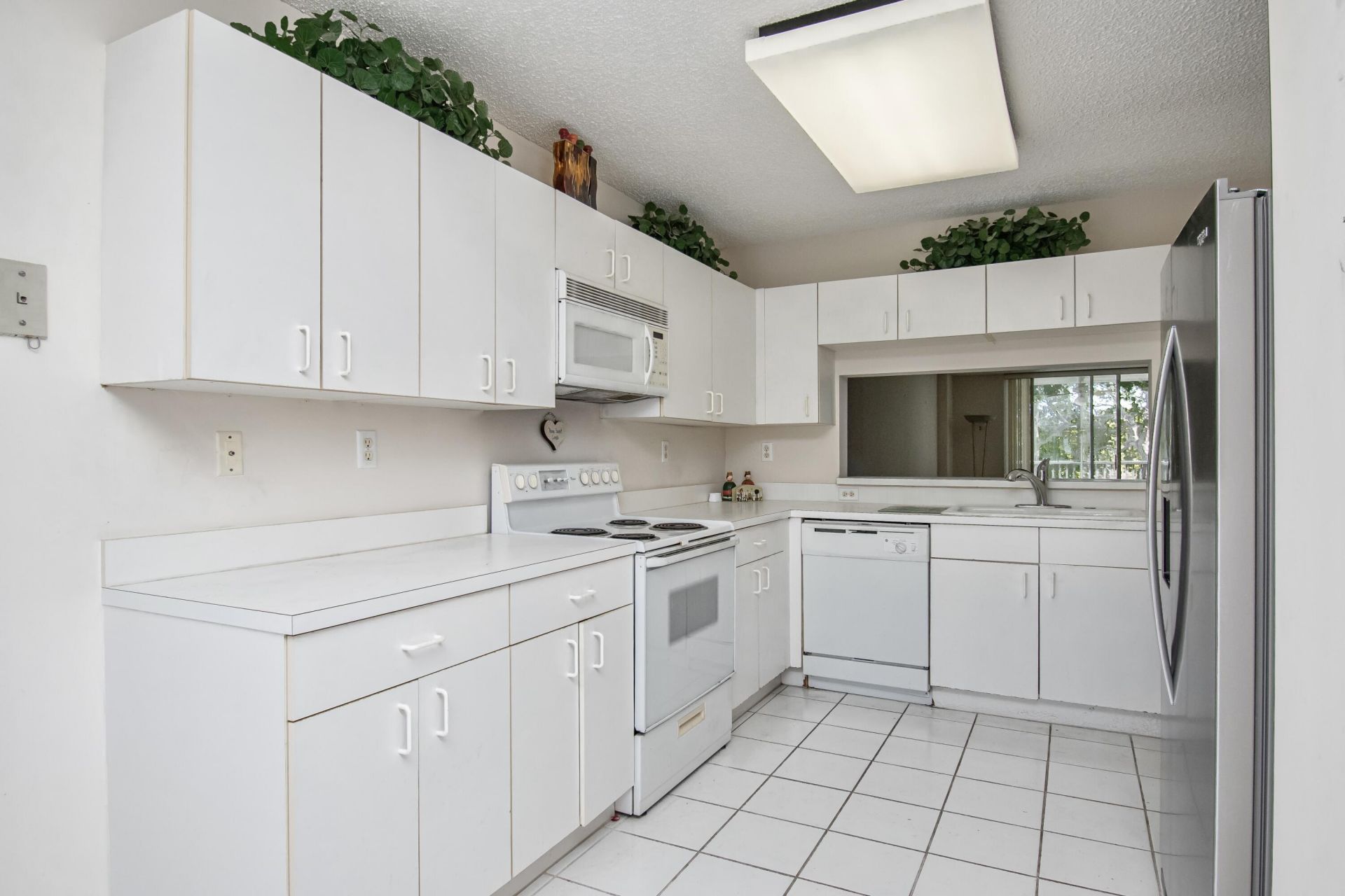 4734 Lucerne Lakes Boulevard E, Unit 301, Greenacres, FL 33467 Photo