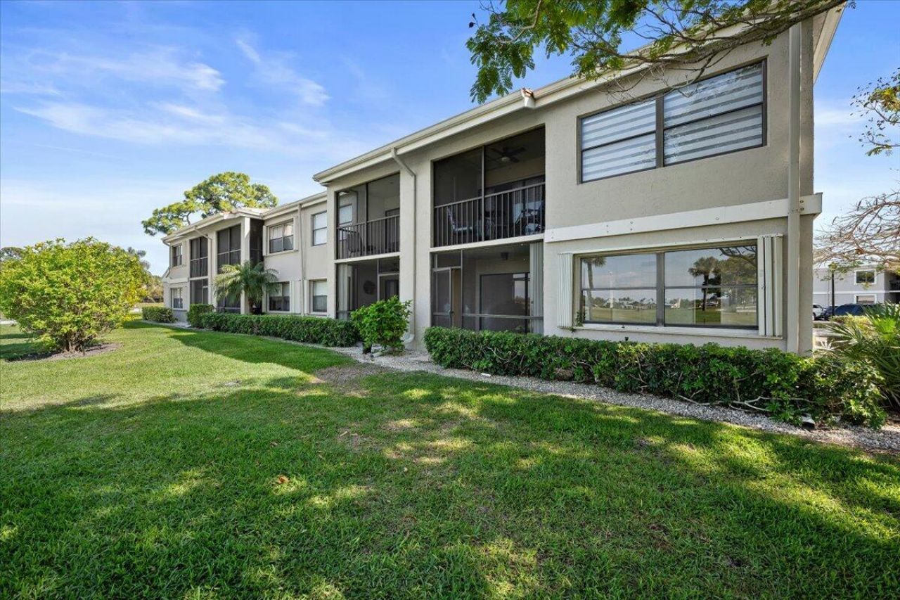 13369 Touchstone Place, Unit 101, Palm Beach Gardens, FL 33418 Photo