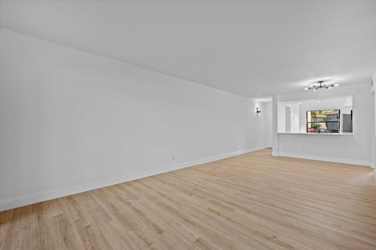 13369 Touchstone Place, Unit 101, Palm Beach Gardens, FL 33418 Photo