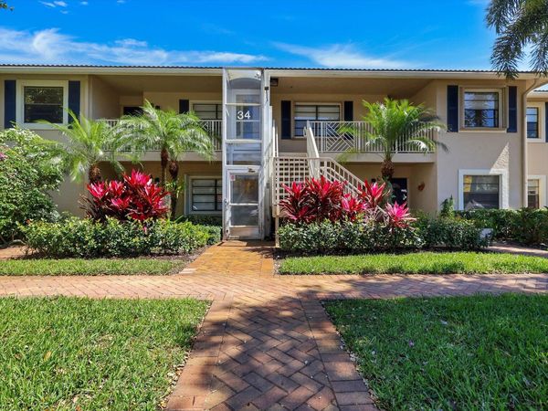 34 W Stratford Ln Lane W, Unit D, Boynton Beach, FL 33436