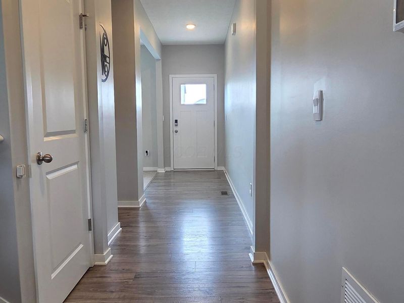 238 Carrowmoore Drive, Pickerington, OH 43147 Photo 12