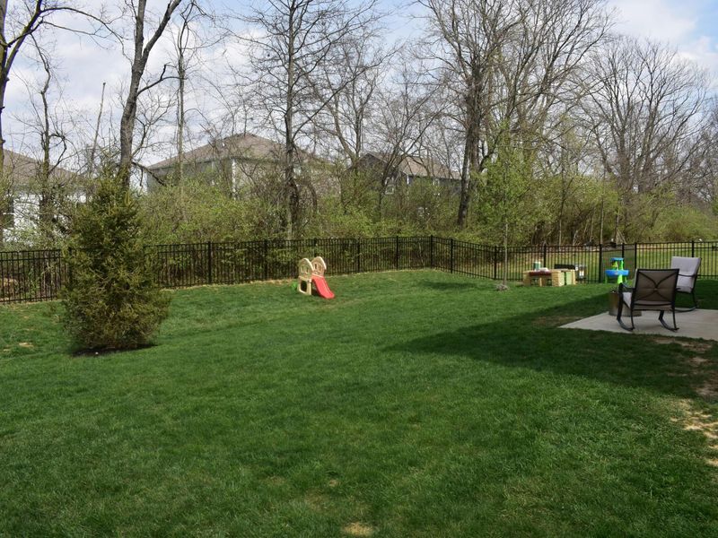 238 Carrowmoore Drive, Pickerington, OH 43147 Photo 5