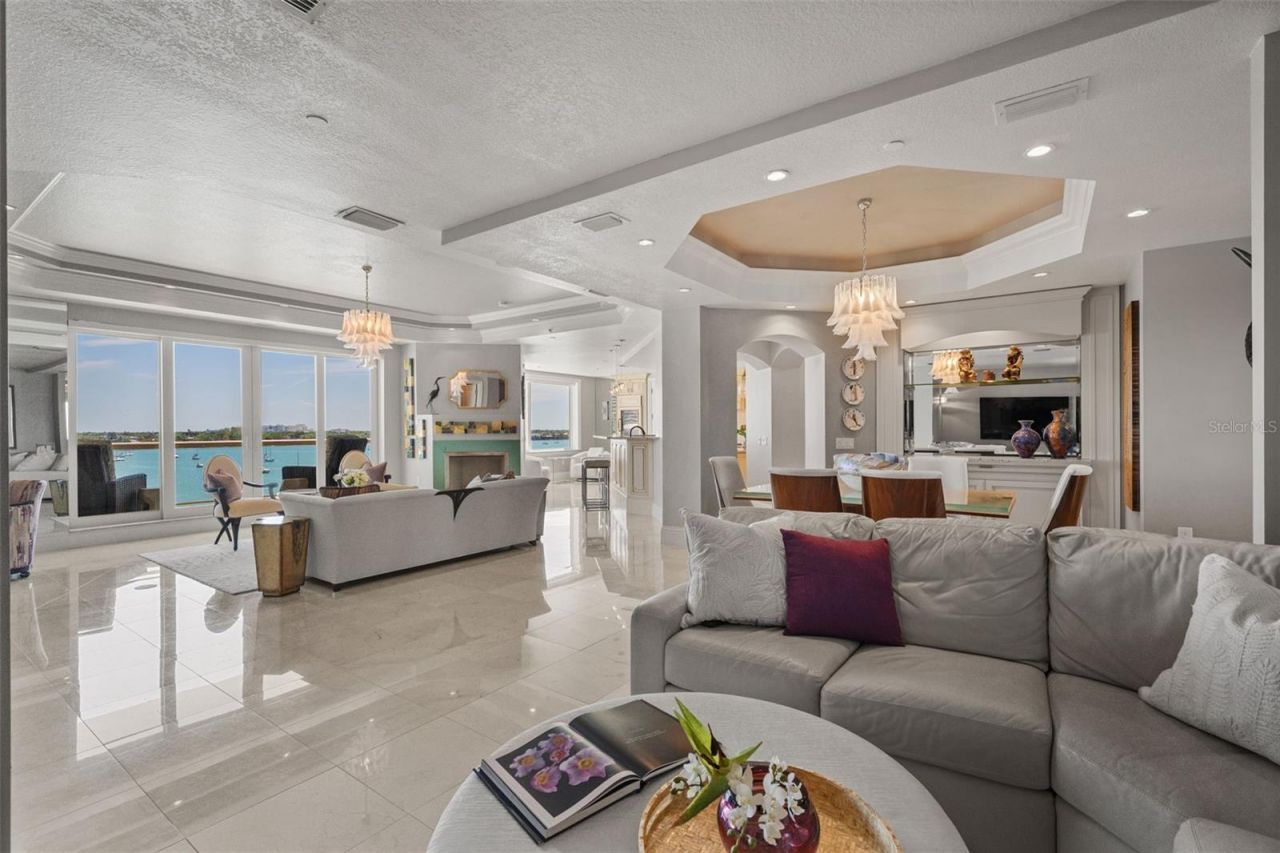 464 Golden Gate Point, Unit 703, Sarasota, FL 34236 Photo