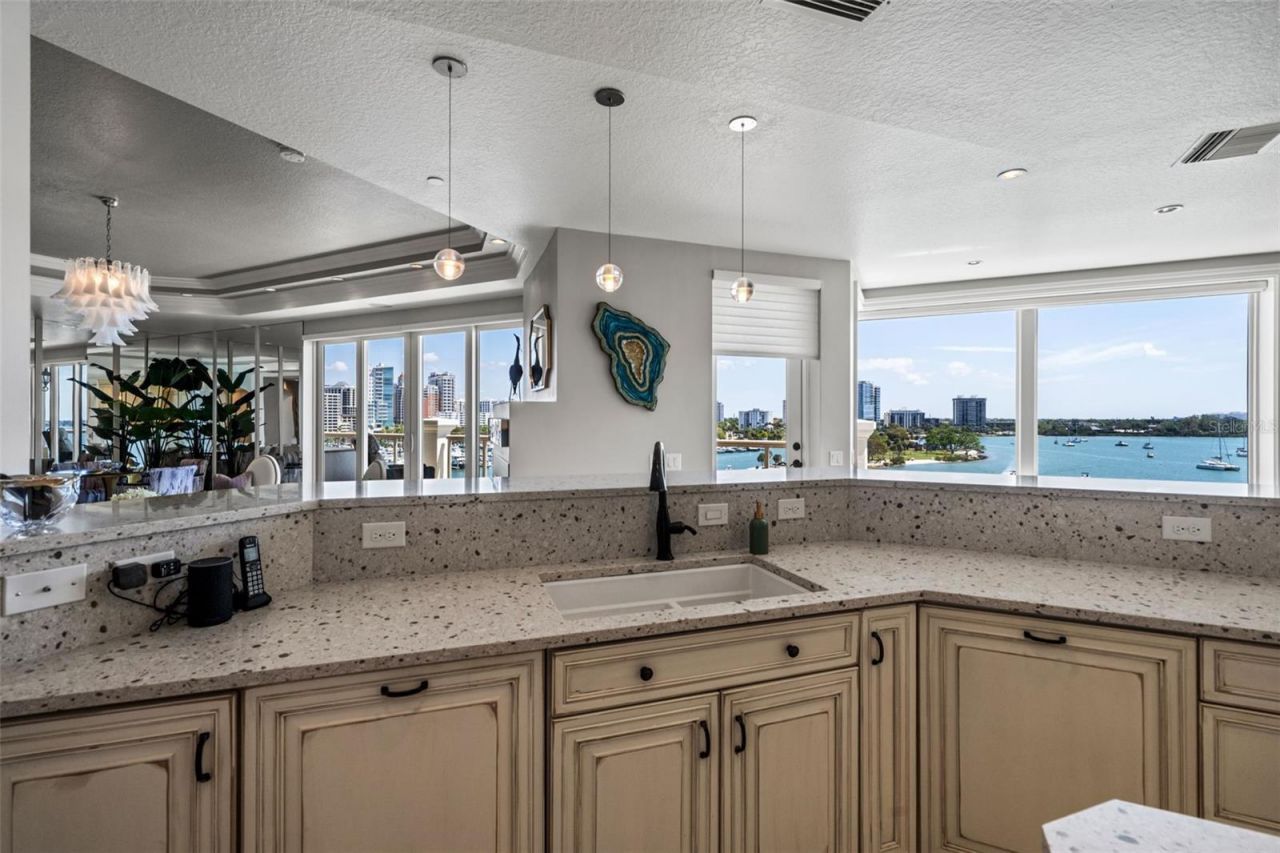 464 Golden Gate Point, Unit 703, Sarasota, FL 34236 Photo