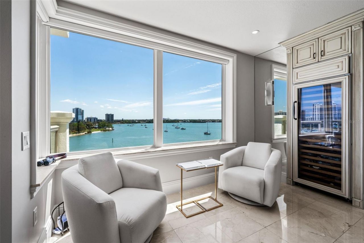 464 Golden Gate Point, Unit 703, Sarasota, FL 34236 Photo