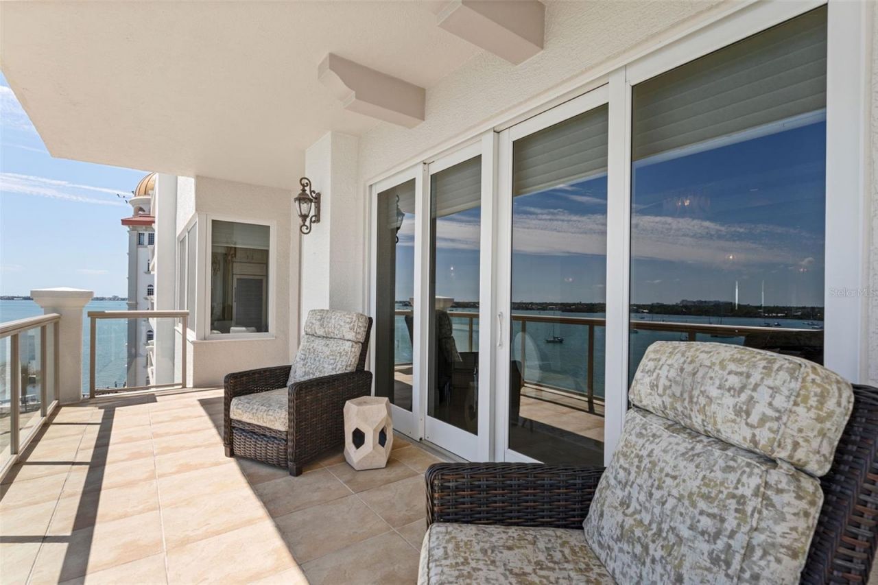 464 Golden Gate Point, Unit 703, Sarasota, FL 34236 Photo