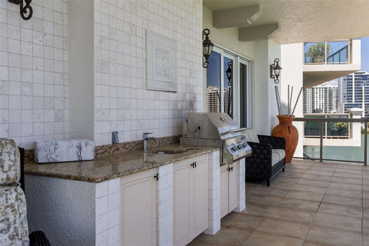 464 Golden Gate Point, Unit 703, Sarasota, FL 34236 Photo