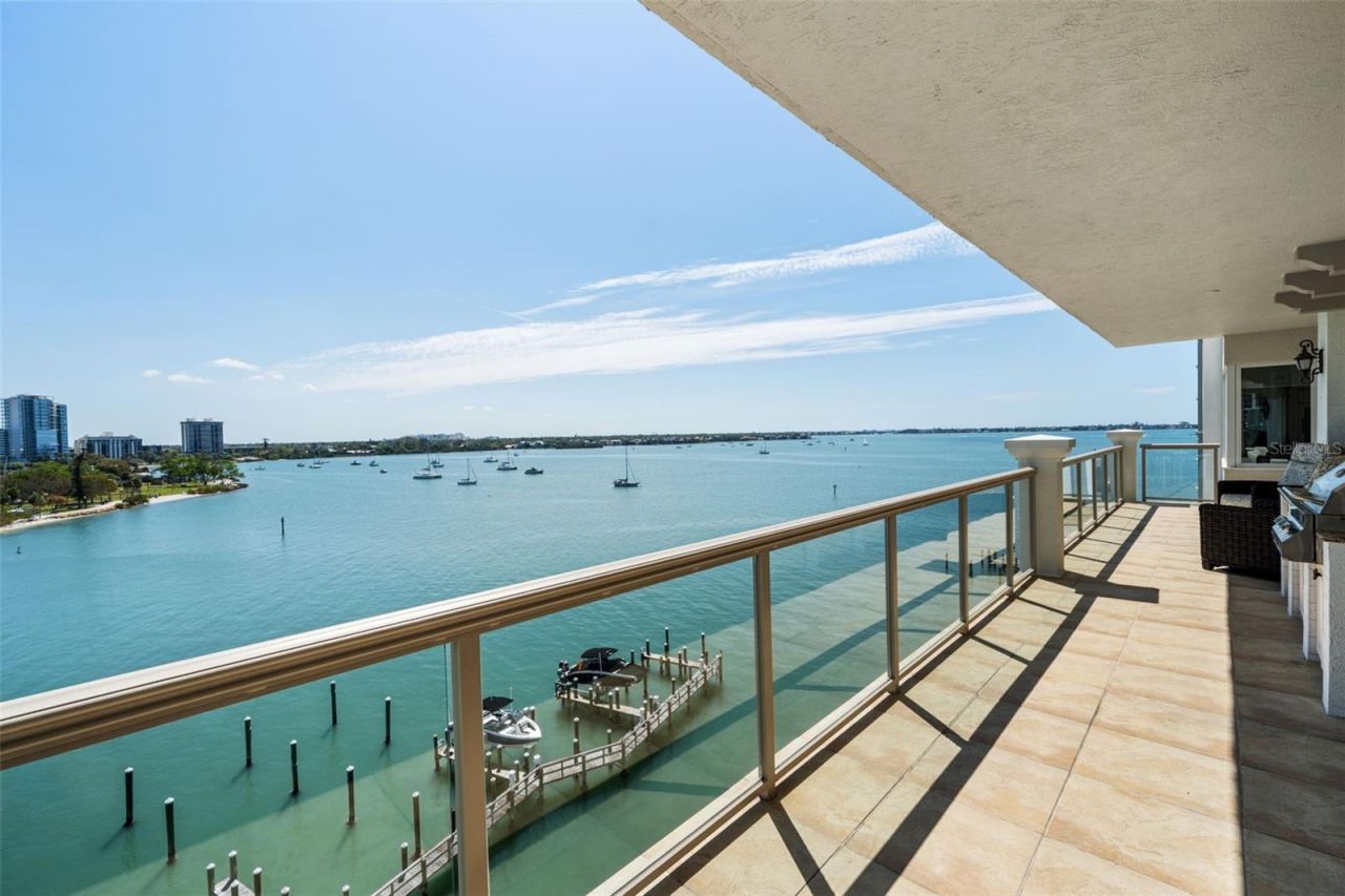 464 Golden Gate Point, Unit 703, Sarasota, FL 34236 Photo