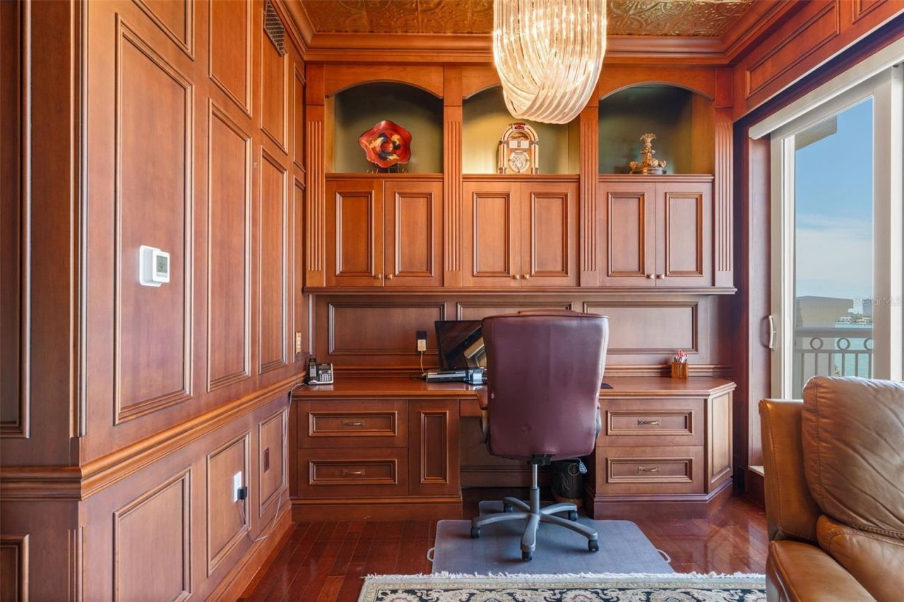 464 Golden Gate Point, Unit 703, Sarasota, FL 34236 Photo