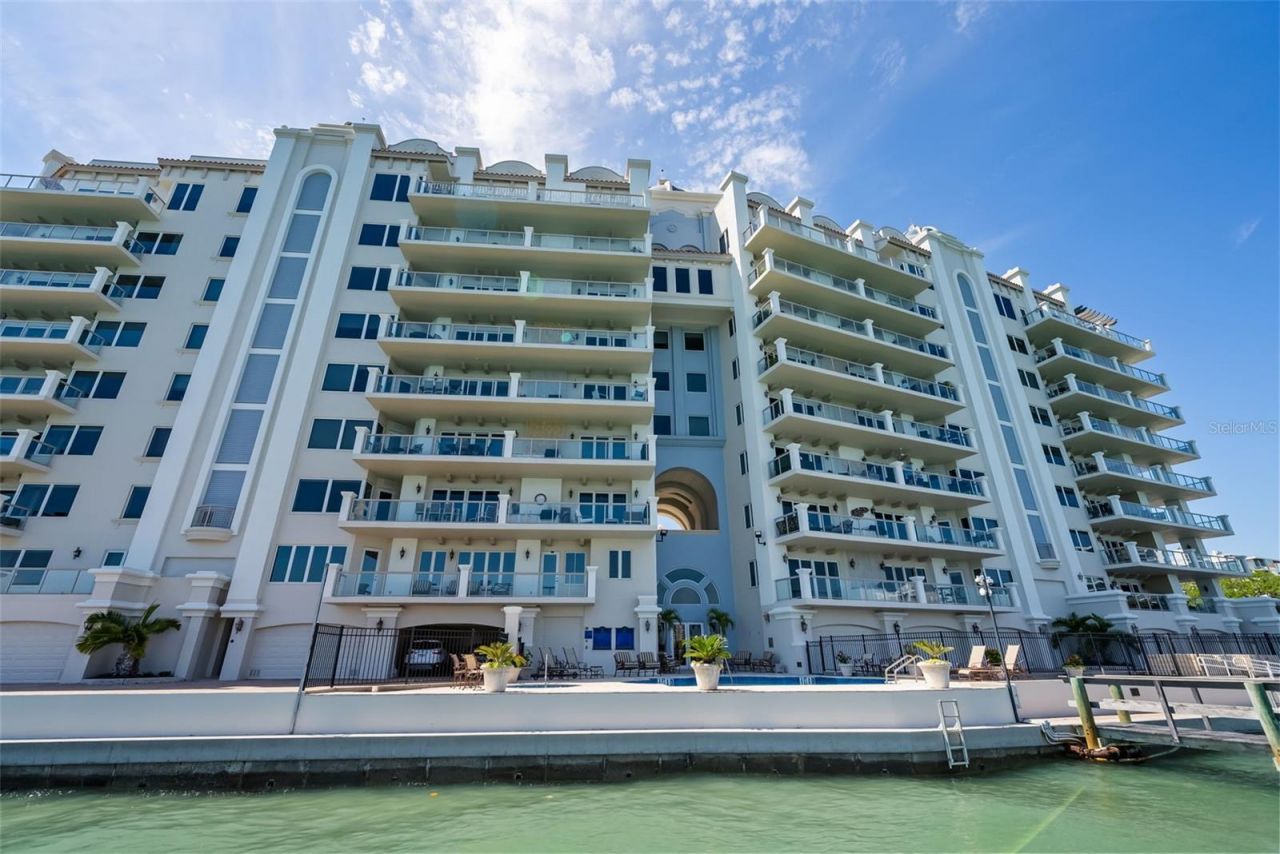 464 Golden Gate Point, Unit 703, Sarasota, FL 34236 Photo