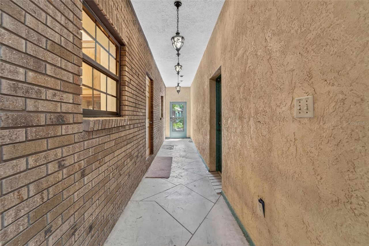 902 River Rapids Avenue, Brandon, FL 33511 Photo