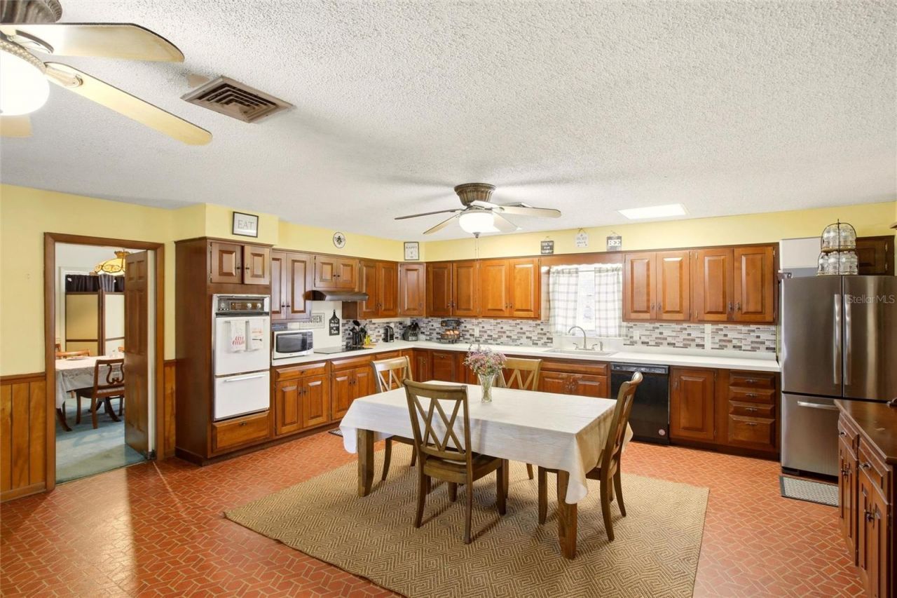 3903 Edison Avenue, Bowling Green, FL 33834 Photo