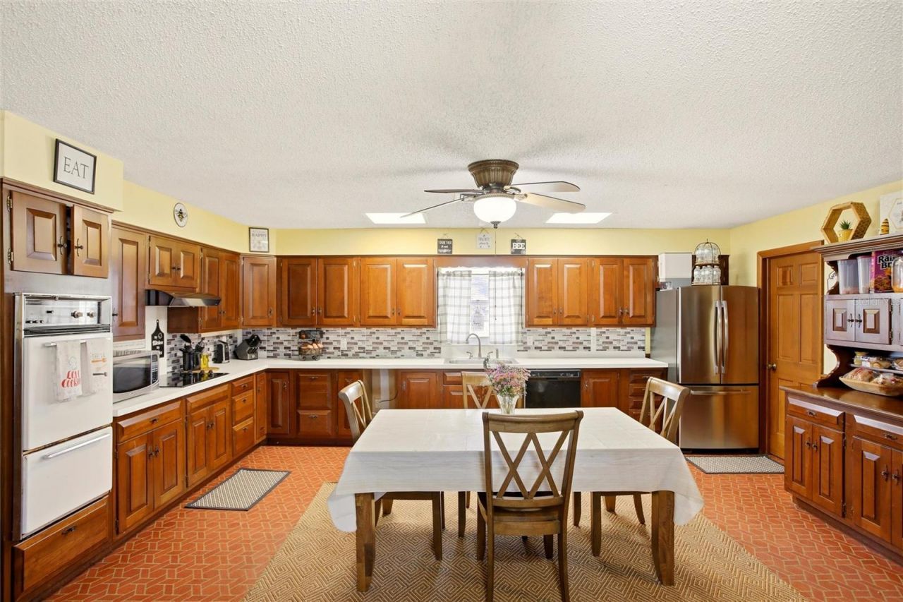 3903 Edison Avenue, Bowling Green, FL 33834 Photo