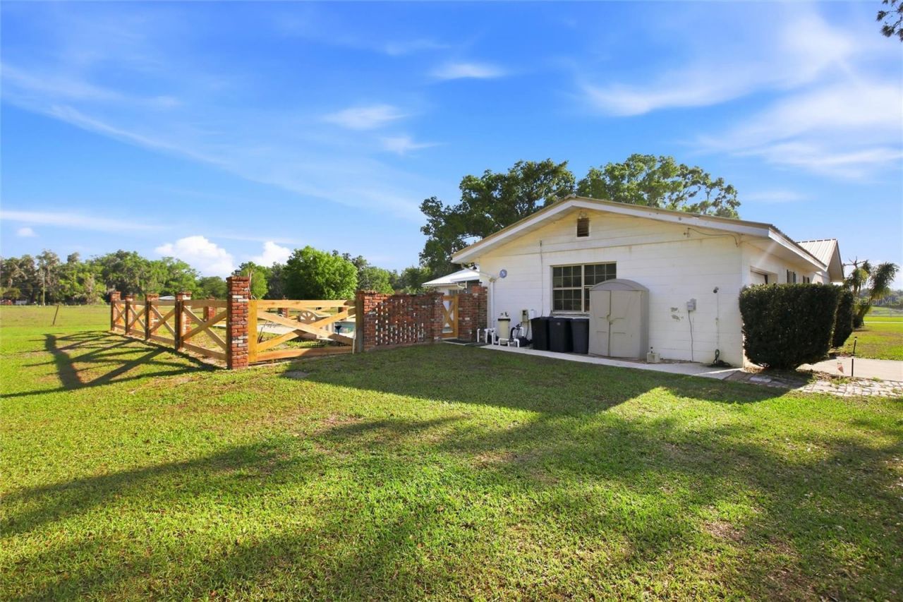 3903 Edison Avenue, Bowling Green, FL 33834 Photo