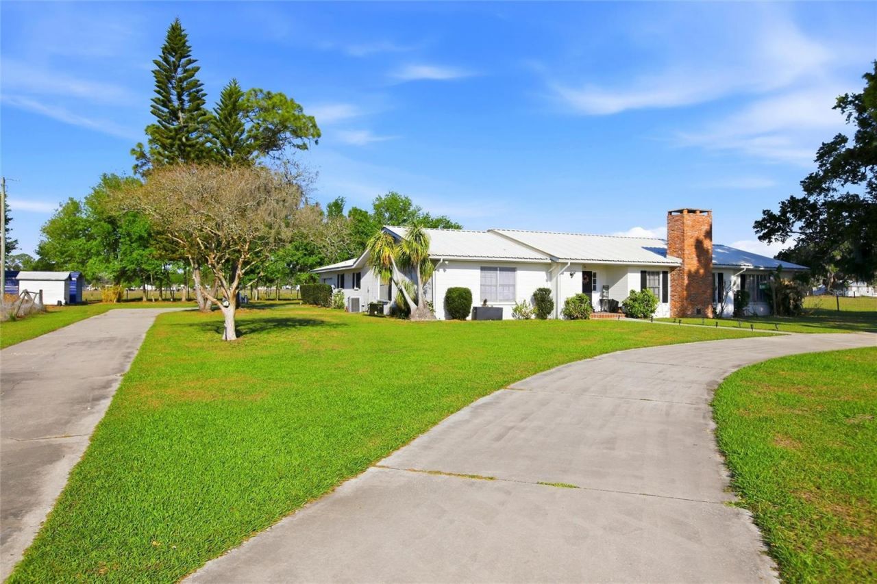 3903 Edison Avenue, Bowling Green, FL 33834 Photo