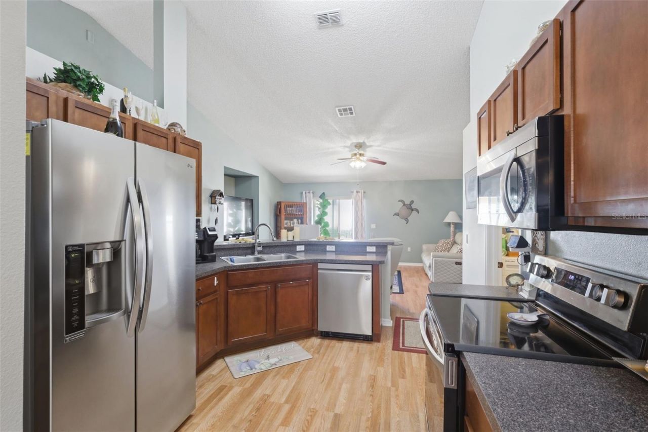403 Central Mariners Drive, Edgewater, FL 32141 Photo