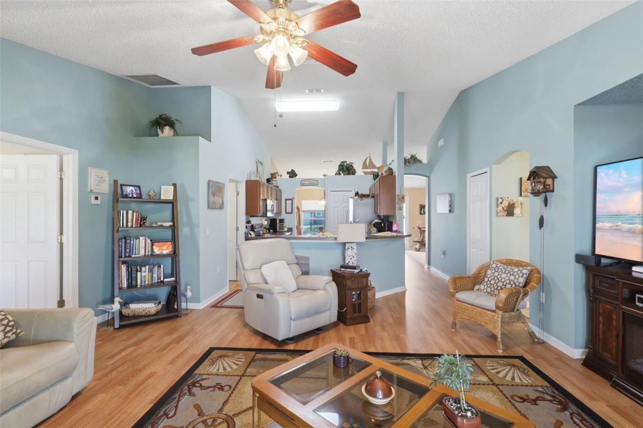 403 Central Mariners Drive, Edgewater, FL 32141 Photo