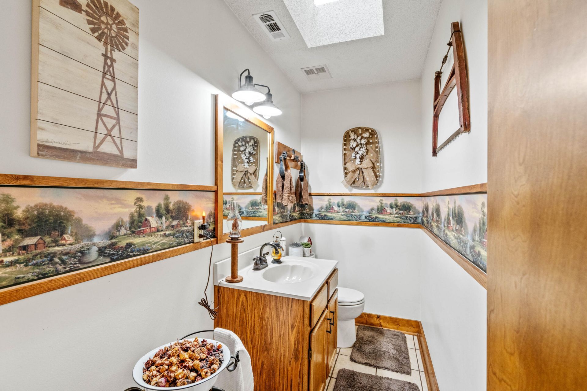 32 W Cedar Road Photo 41