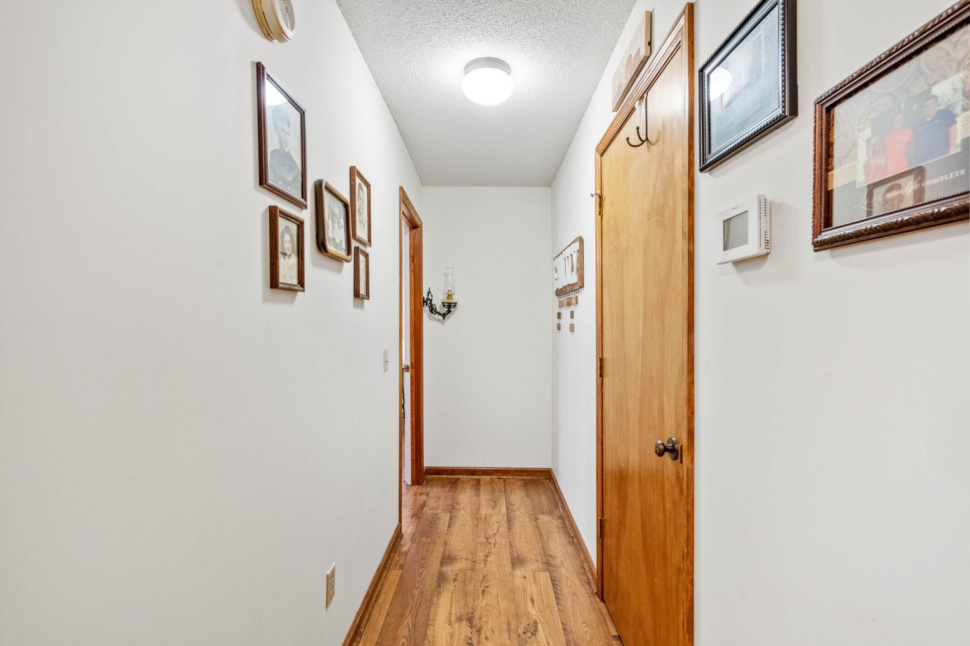 32 W Cedar Road Photo 50