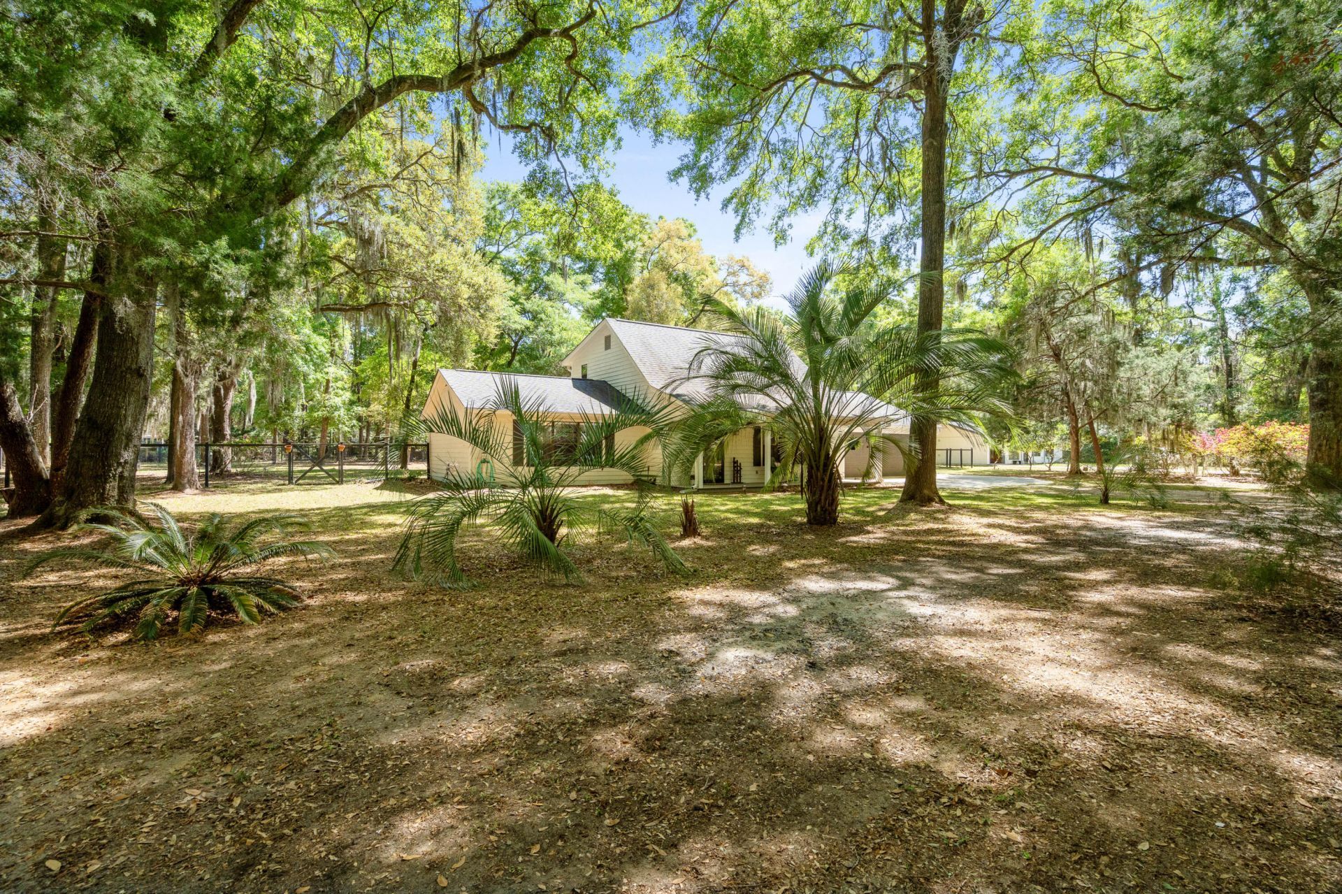 32 W Cedar Road Photo 9