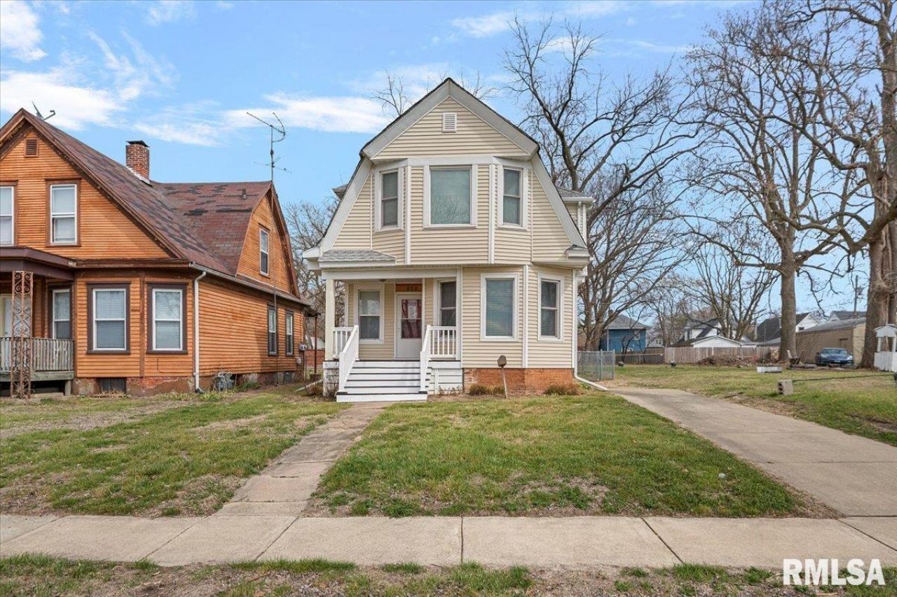 958 N 2nd Street, Springfield, IL 62702 Main Photo