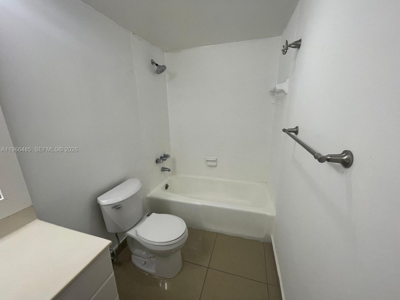 19390 Collins Ave, Unit 123, Sunny Isles Beach, FL 33160 Photo