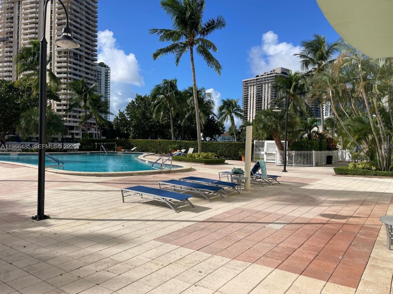 19390 Collins Ave, Unit 123, Sunny Isles Beach, FL 33160 Photo