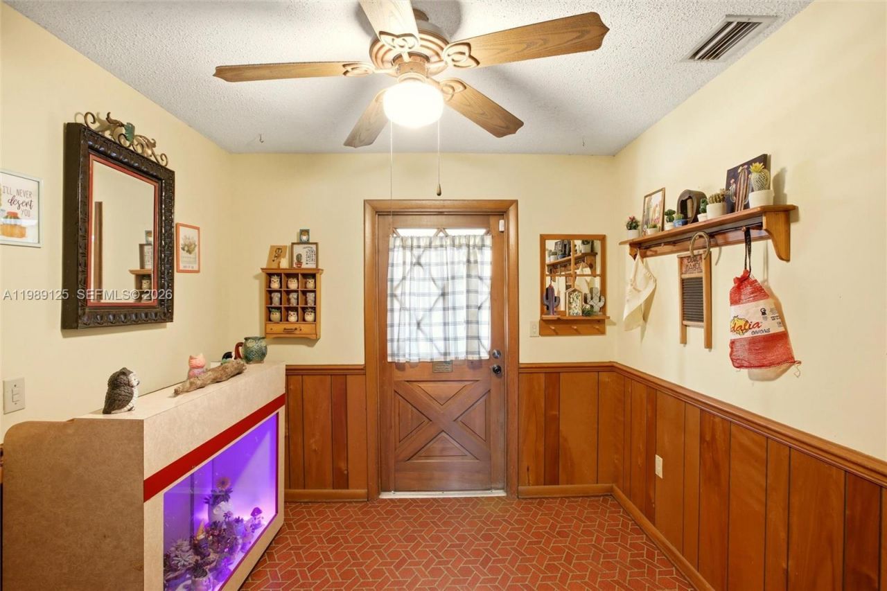 3903 Edison Avenue, Bowling Green, FL 33834 Photo