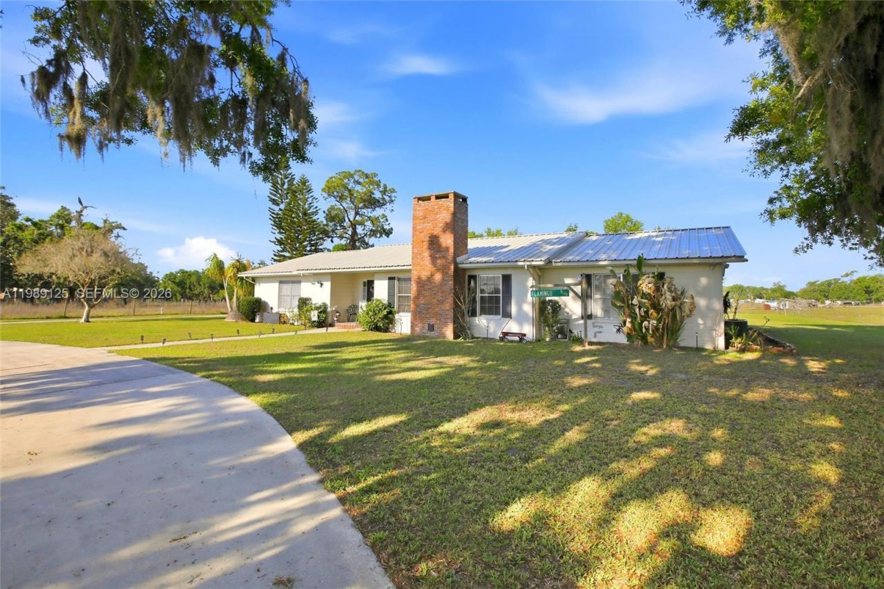 3903 Edison Avenue, Bowling Green, FL 33834 Photo
