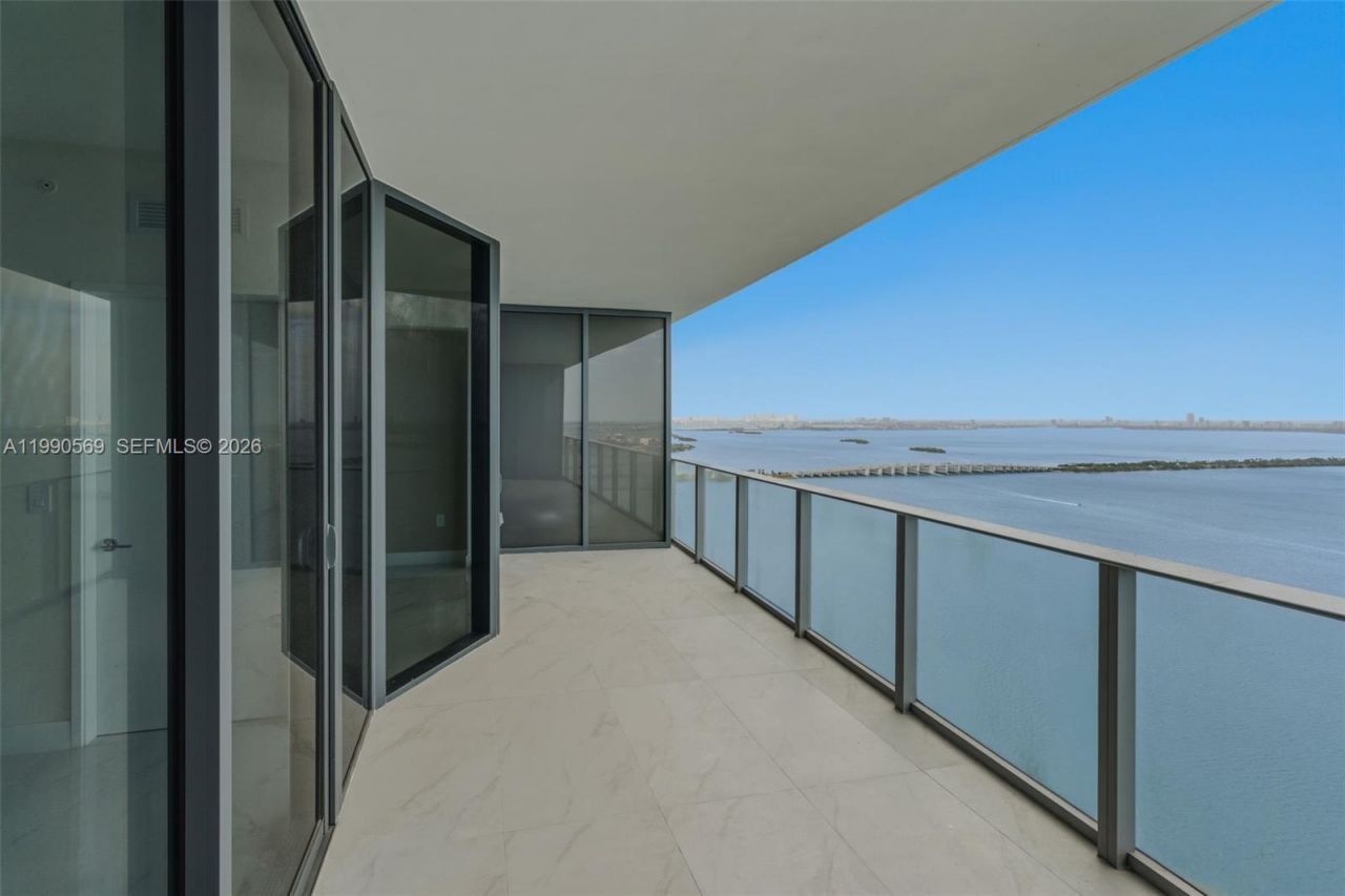 711 NE 23 Terrace , Unit 3906, Miami, FL 33137 Photo