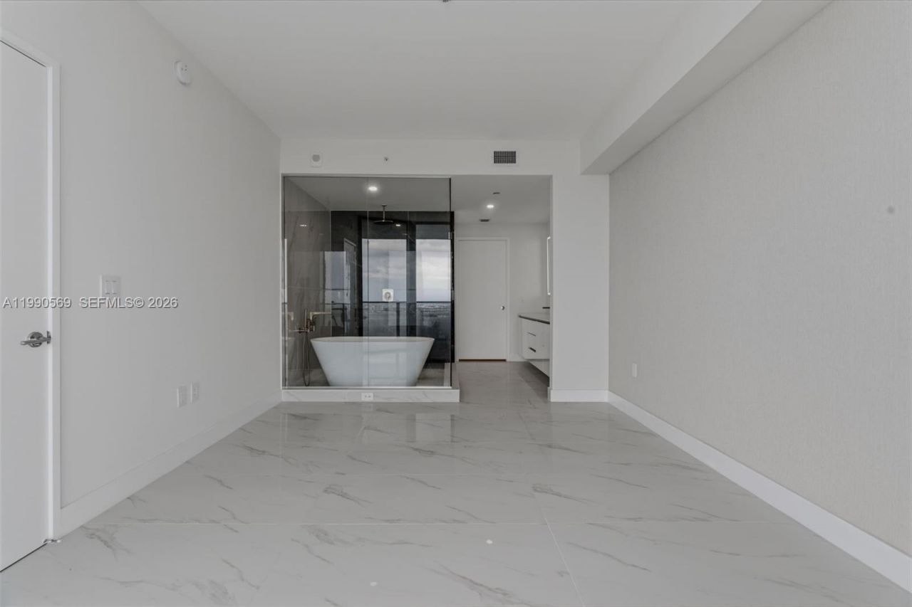 711 NE 23 Terrace , Unit 3906, Miami, FL 33137 Photo