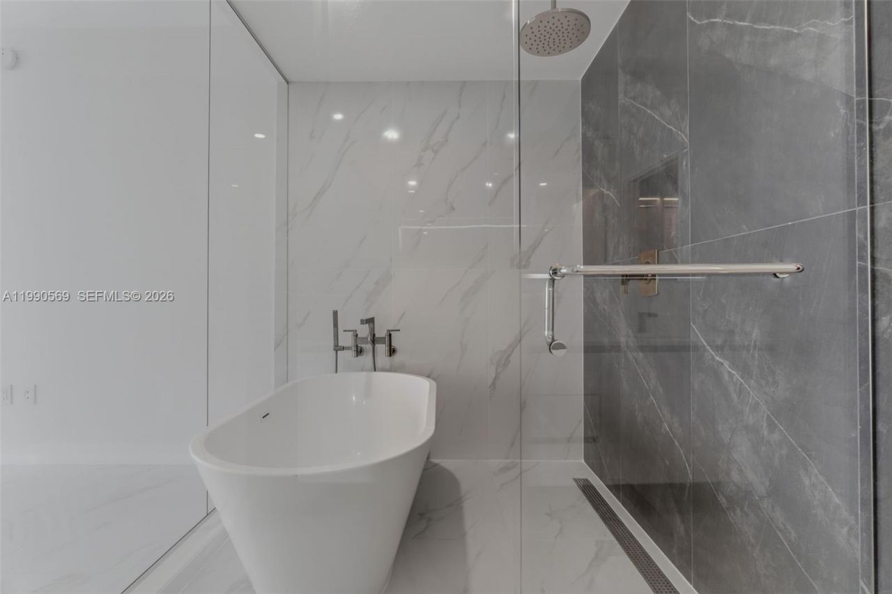 711 NE 23 Terrace , Unit 3906, Miami, FL 33137 Photo