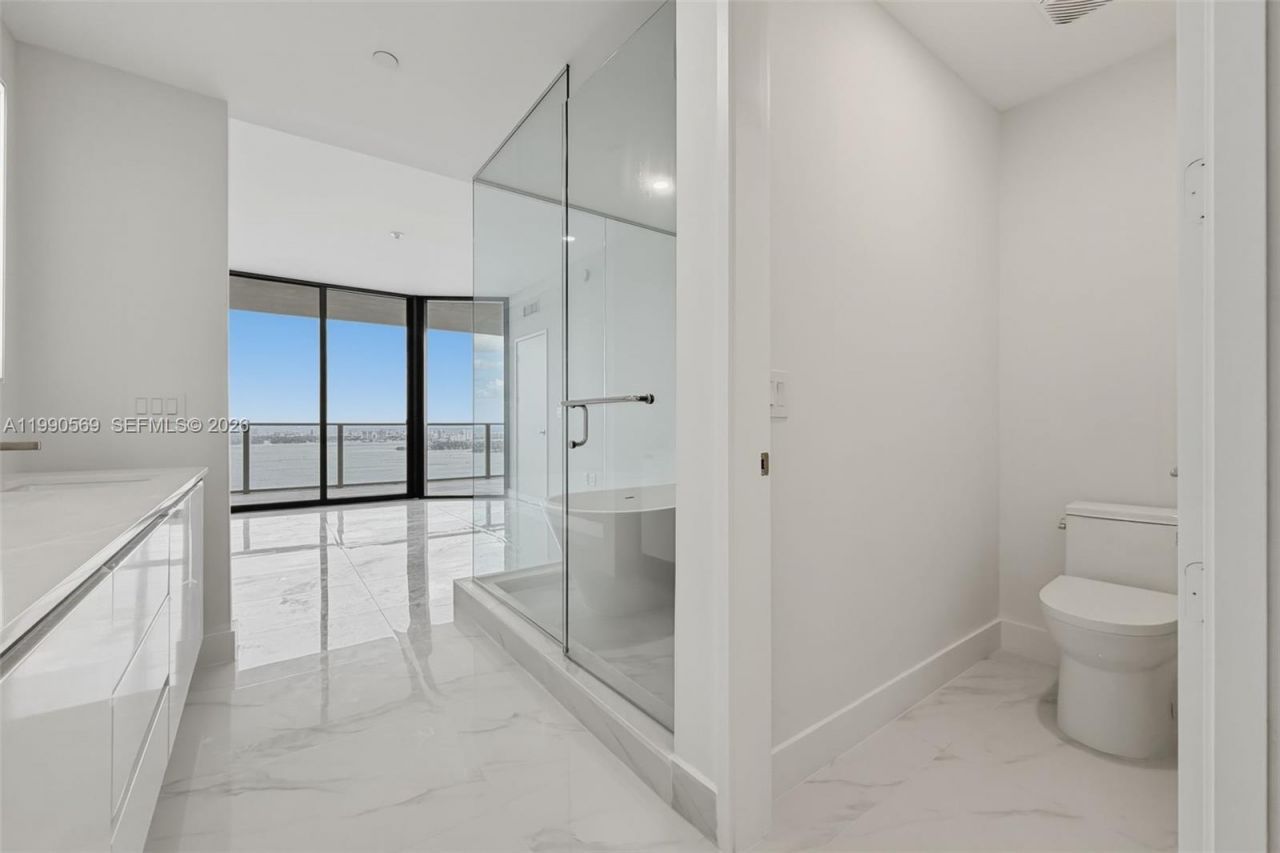 711 NE 23 Terrace , Unit 3906, Miami, FL 33137 Photo