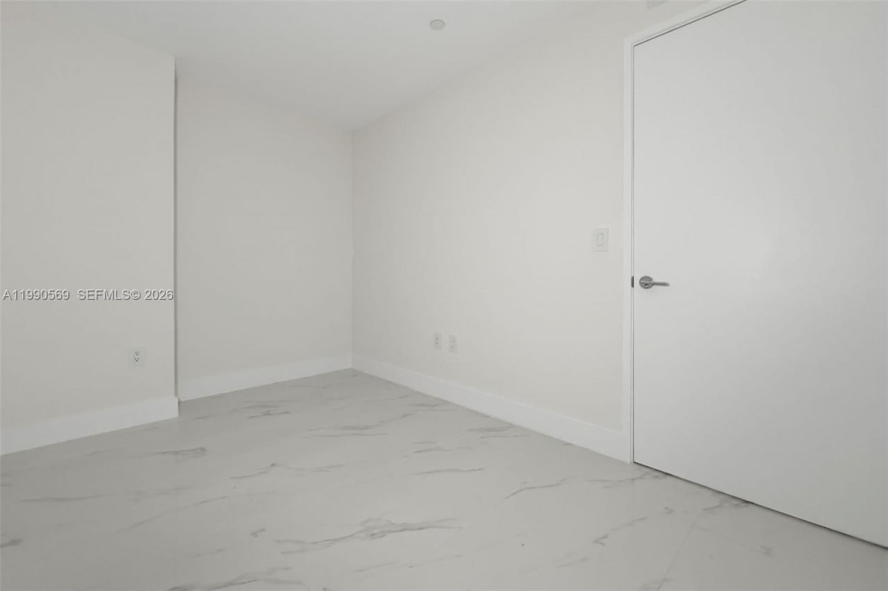 711 NE 23 Terrace , Unit 3906, Miami, FL 33137 Photo