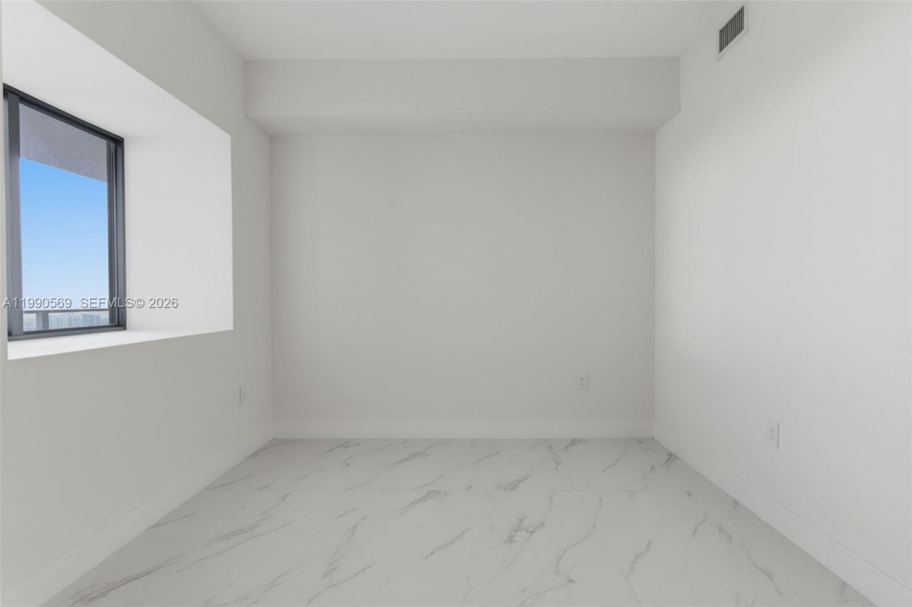 711 NE 23 Terrace , Unit 3906, Miami, FL 33137 Photo