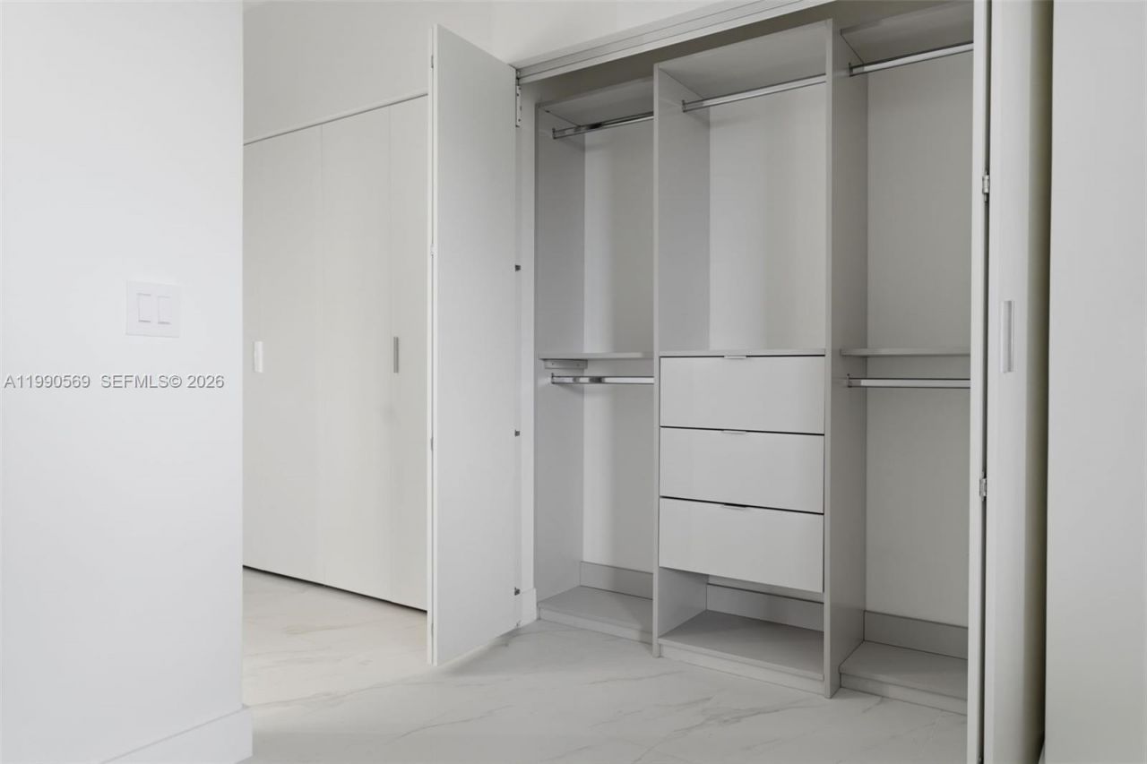 711 NE 23 Terrace , Unit 3906, Miami, FL 33137 Photo