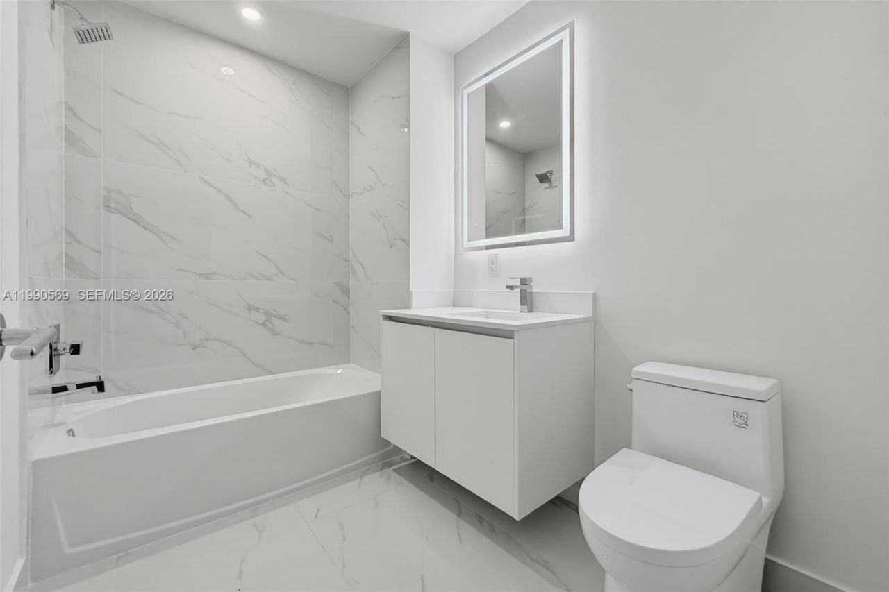 711 NE 23 Terrace , Unit 3906, Miami, FL 33137 Photo