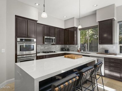 10679 Autumn Walk Lane, Reno, NV 89521 Photo