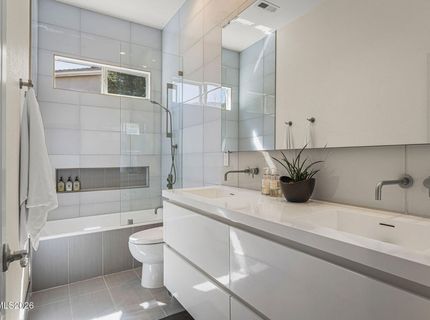 10679 Autumn Walk Lane, Reno, NV 89521 Photo