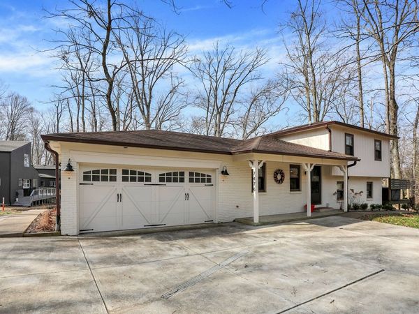 7476 S Susan Lane, Trafalgar, IN 46181