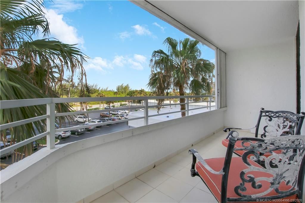 9950 S Ocean Drive, Unit 301, Jensen Beach, FL 34957 Photo