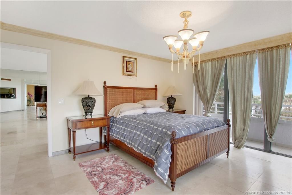 9950 S Ocean Drive, Unit 301, Jensen Beach, FL 34957 Photo