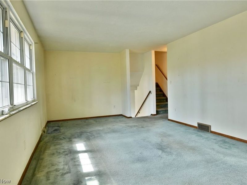 8391 Squires Lane NE, Warren, OH 44484 Photo 11