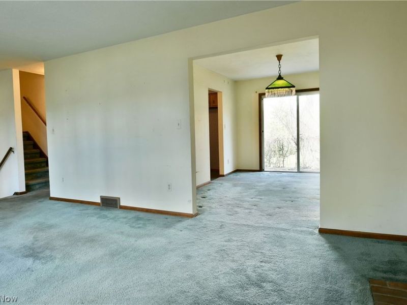 8391 Squires Lane NE, Warren, OH 44484 Photo 12