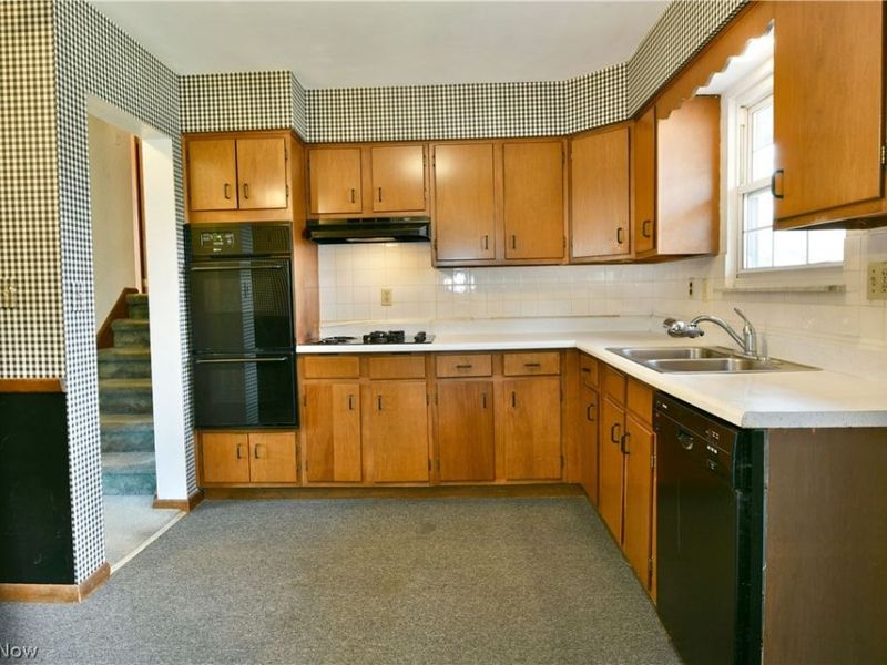 8391 Squires Lane NE, Warren, OH 44484 Photo 16