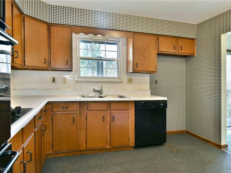 8391 Squires Lane NE, Warren, OH 44484 Photo 20