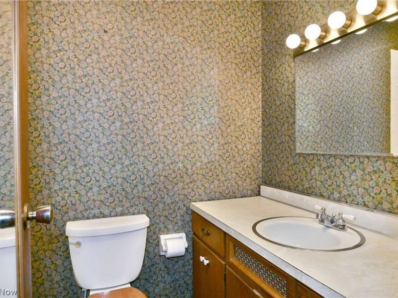 8391 Squires Lane NE, Warren, OH 44484 Photo 21