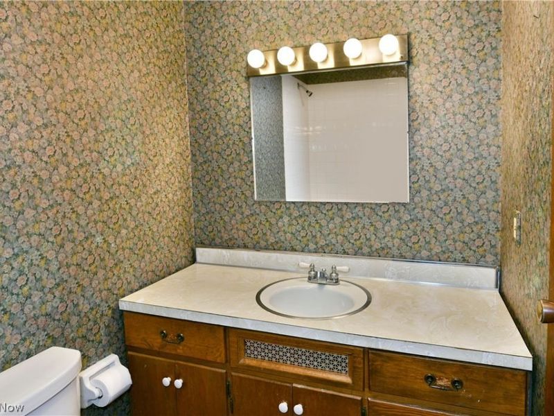 8391 Squires Lane NE, Warren, OH 44484 Photo 24