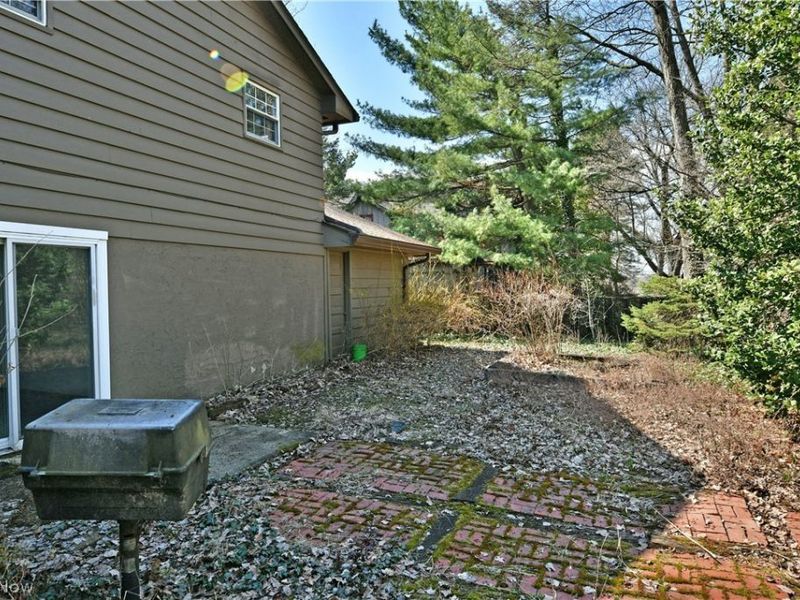 8391 Squires Lane NE, Warren, OH 44484 Photo 43