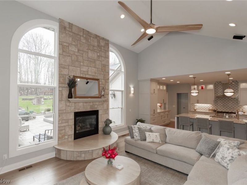 11565 Robin Wood Lane, Chagrin Falls, OH 44023 Photo 4